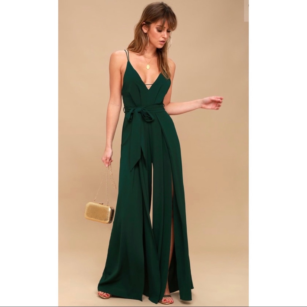 NWT Lulu’s Hype Dream Backless Wide Leg Jumpsuit